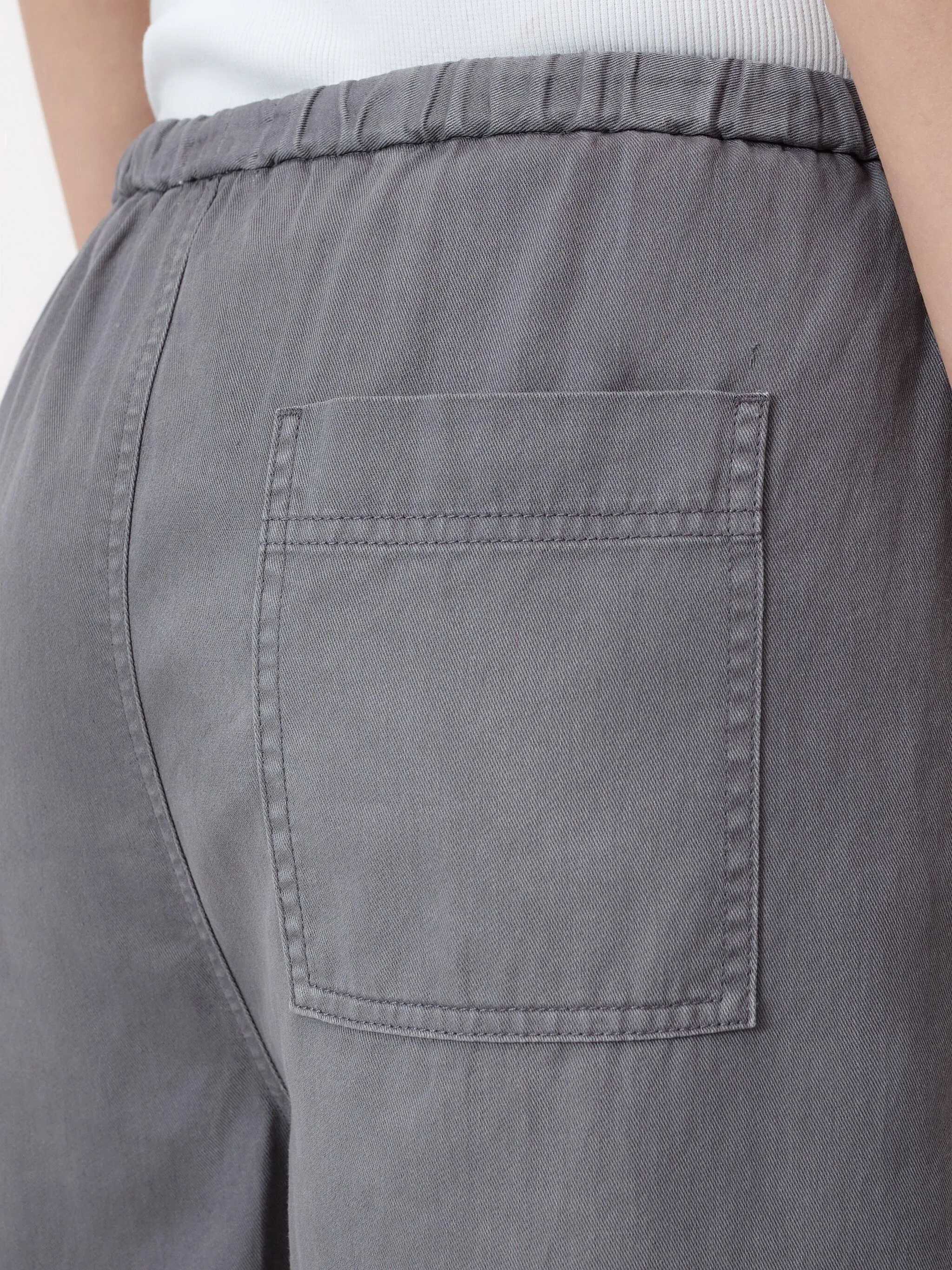 [Closed] Trousers FW25 C2116662K04