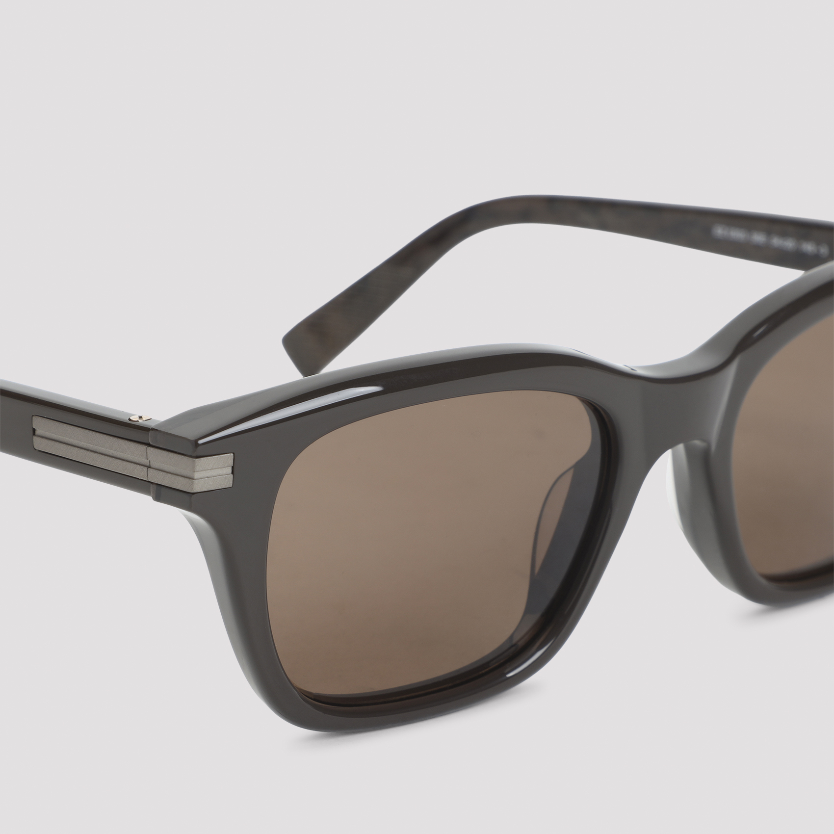 [ZEGNA EYEWEAR] Sunglasses FW26 EZ0303