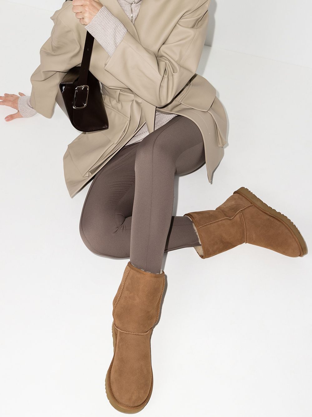 [UGG] Ankle Boots FW25 1016223CHE