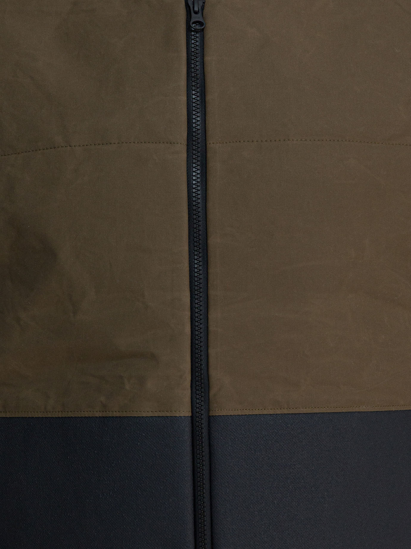 [Gr10K] Vest FW25 CG133212DE10