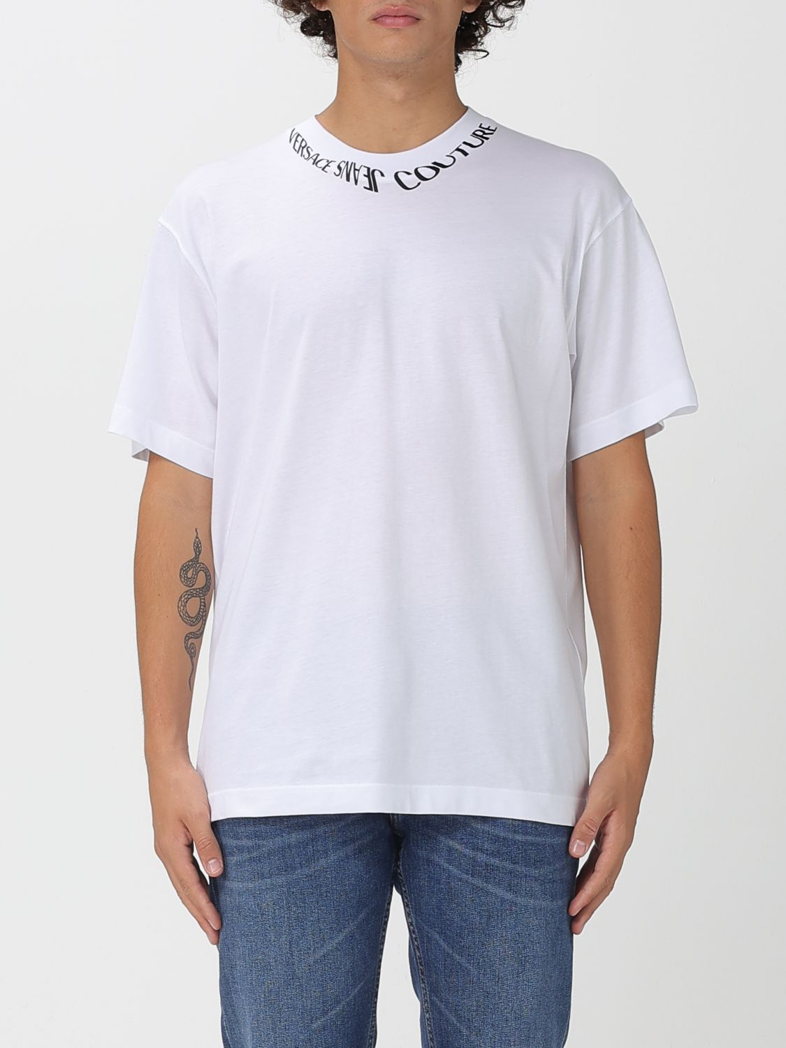 [VERSACE JEANS COUTURE] T-shirts Short Sleeve FW25 79GAHP03CJ01P 003