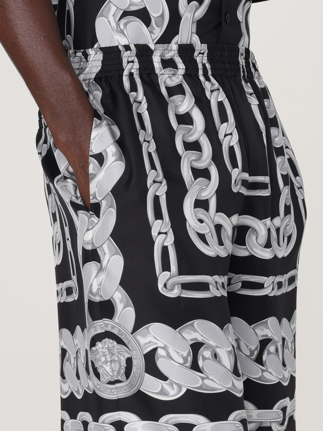 [Versace] Shorts FW25 10024761A13397 5B950