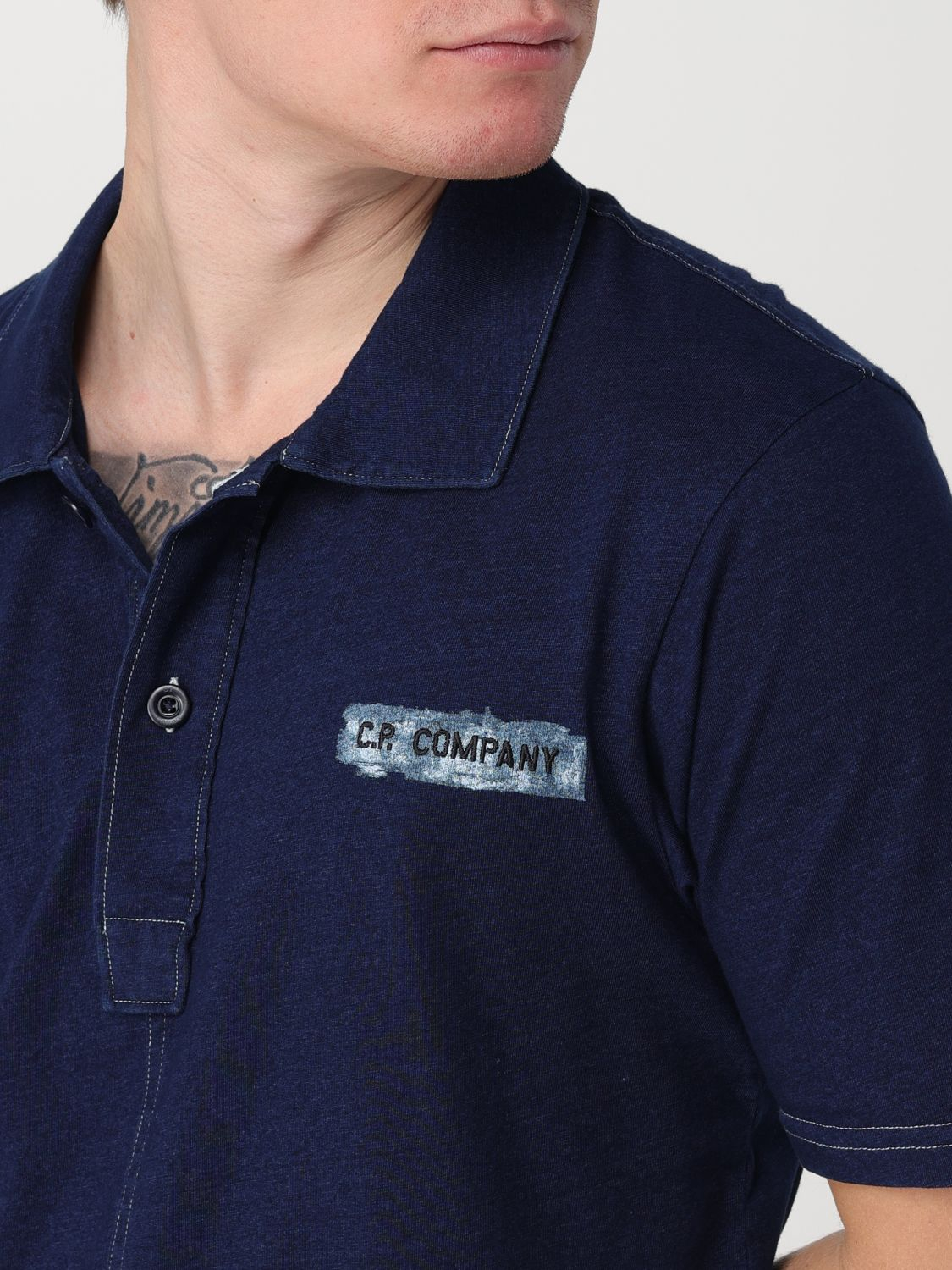 [C.P. Company] T-shirts Short Sleeve FW25 16CMPL151A110056W D11