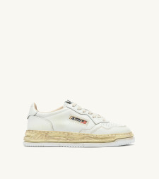 [AUTRY] Sneakers FW25 AVLWMMY1