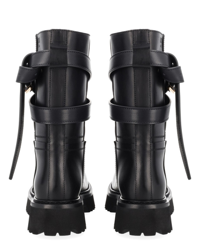 [Moschino] Boots FW25 MA26054G0N_MJ5000