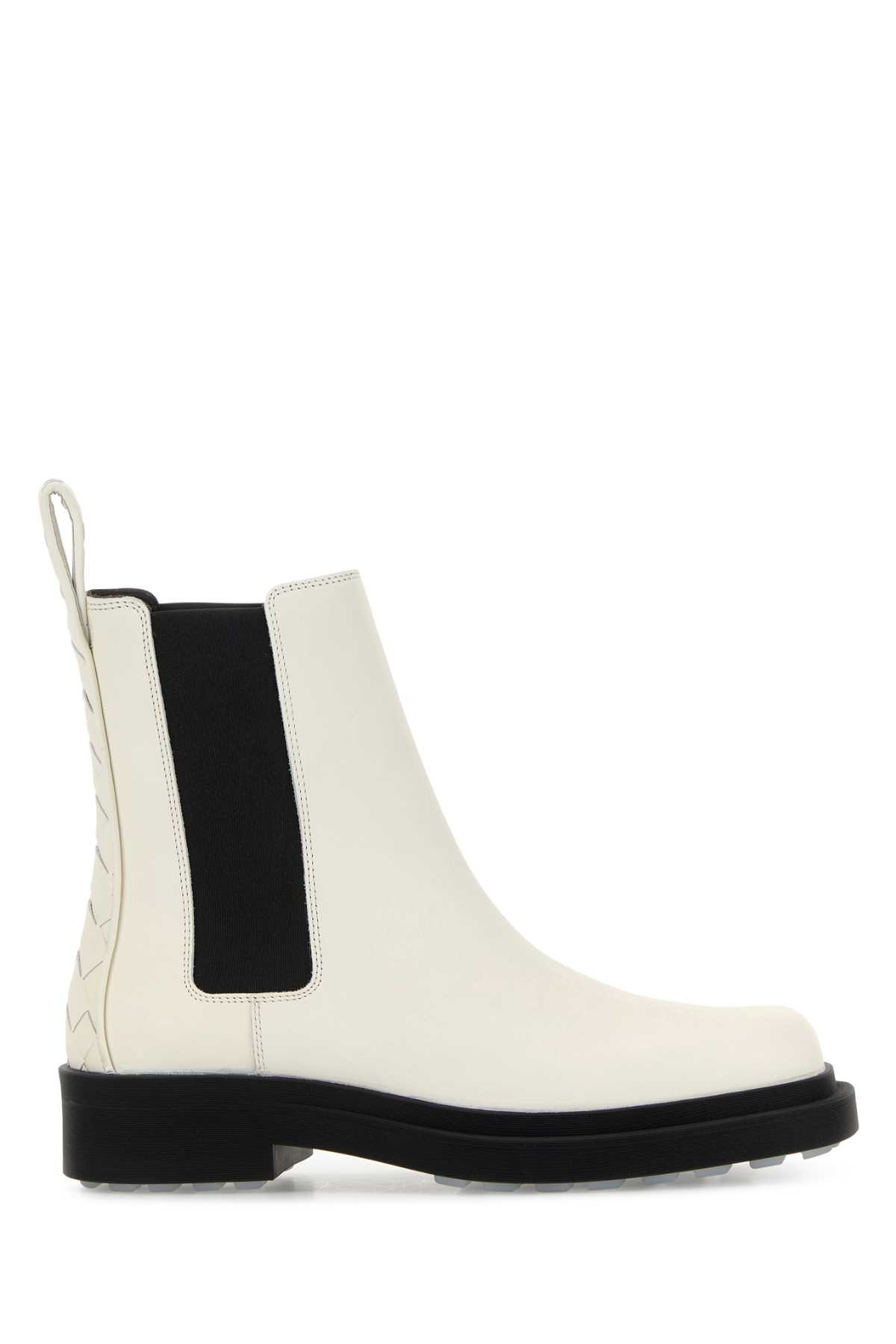 [Bottega Veneta] Ankle Boots FW25 838337V2WT0 9013