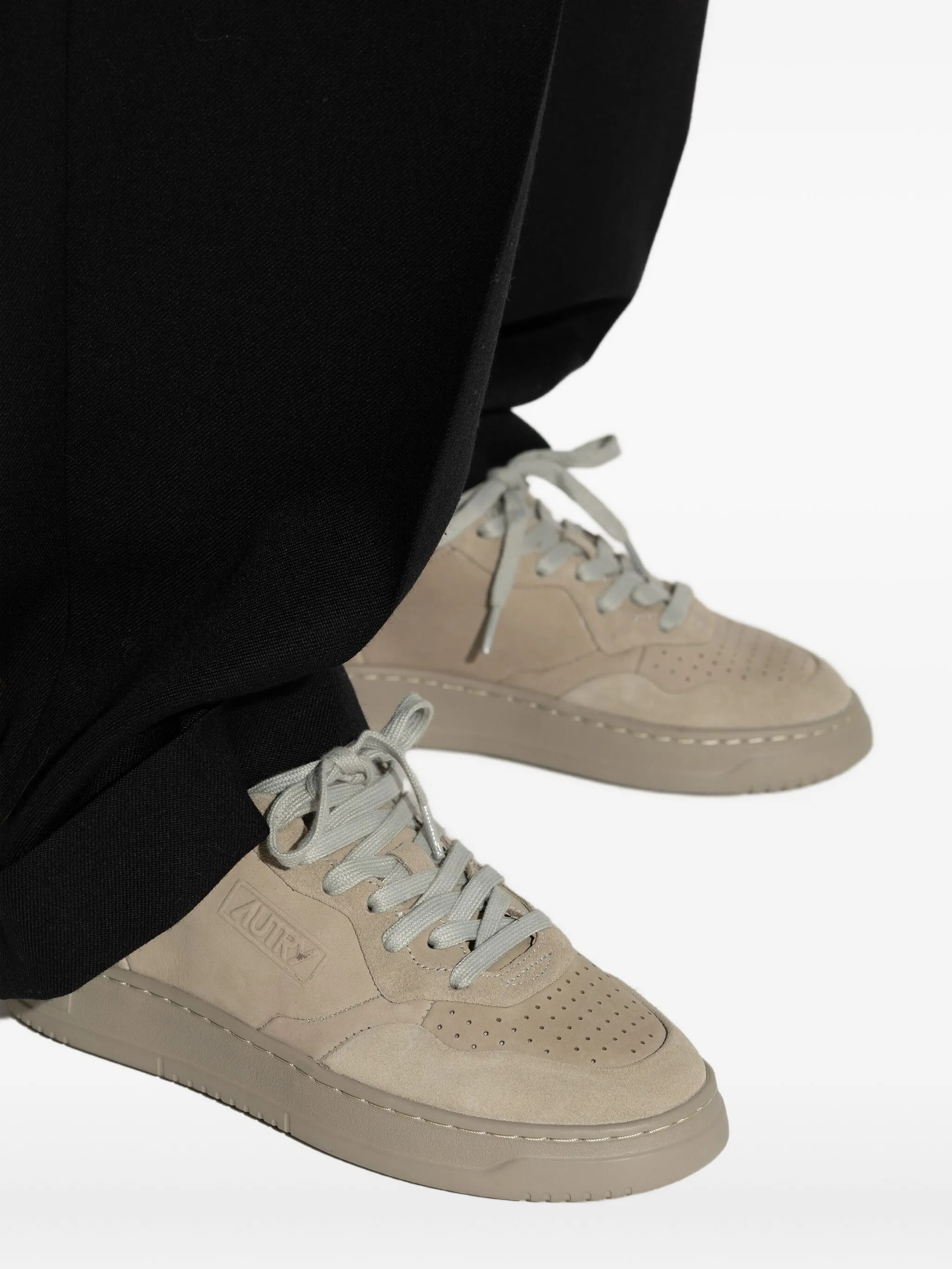 [AUTRY] Sneakers FW25 AULWNU05