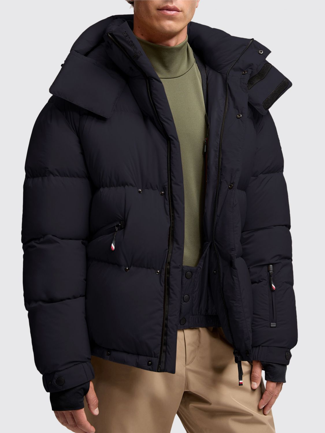 [Moncler] Down Jacket FW25 K20971A00008539X6 999
