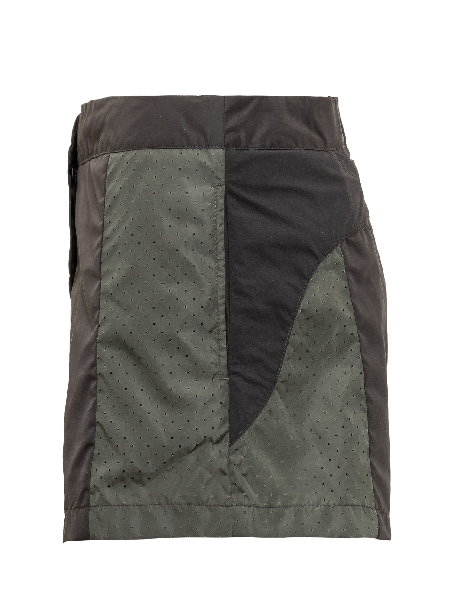 [Moncler] Shorts SS23 2B00012539ZD 998