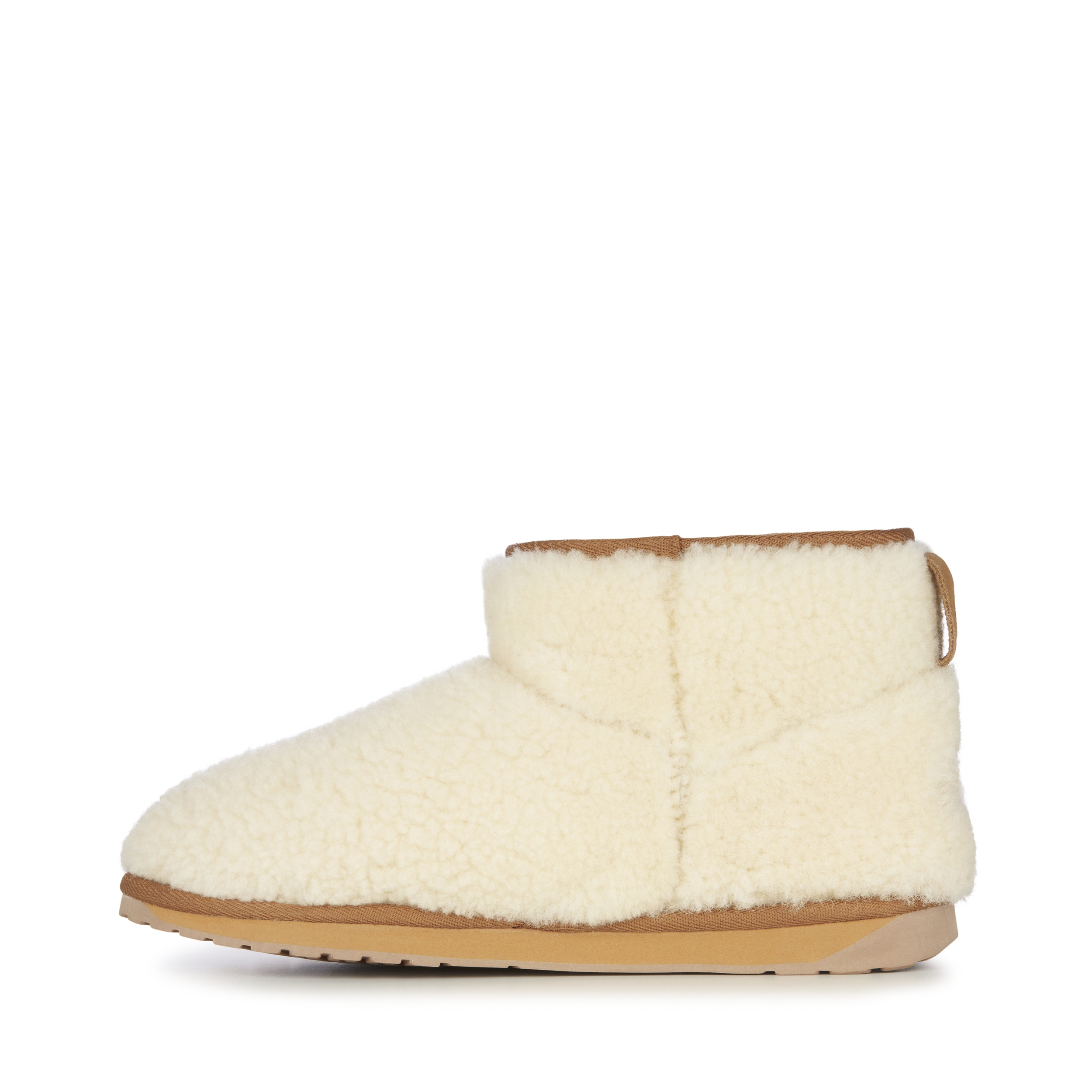 [EMU] Boots FW22 W12773