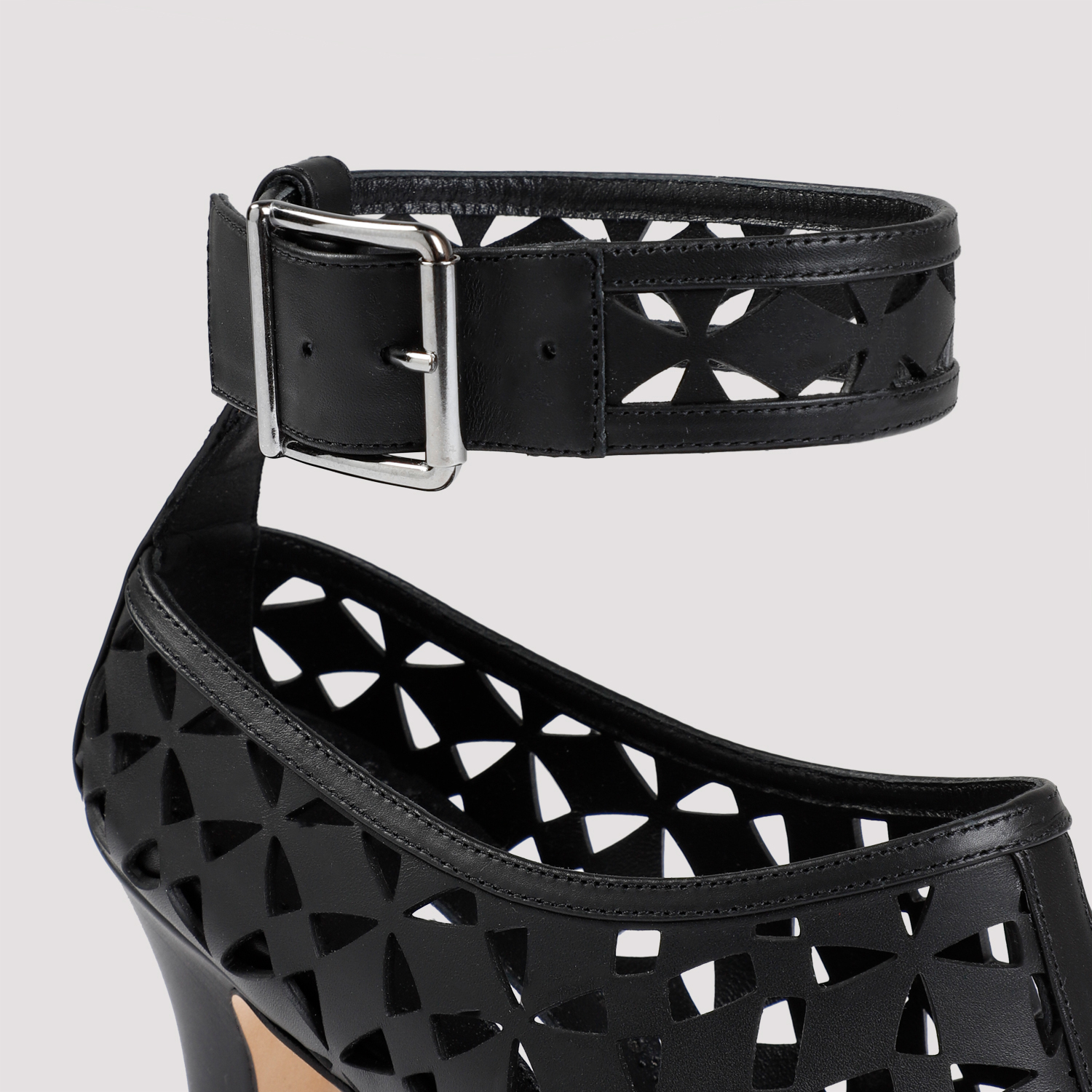 [Manolo Blahnik] Sandals FW23 2231306