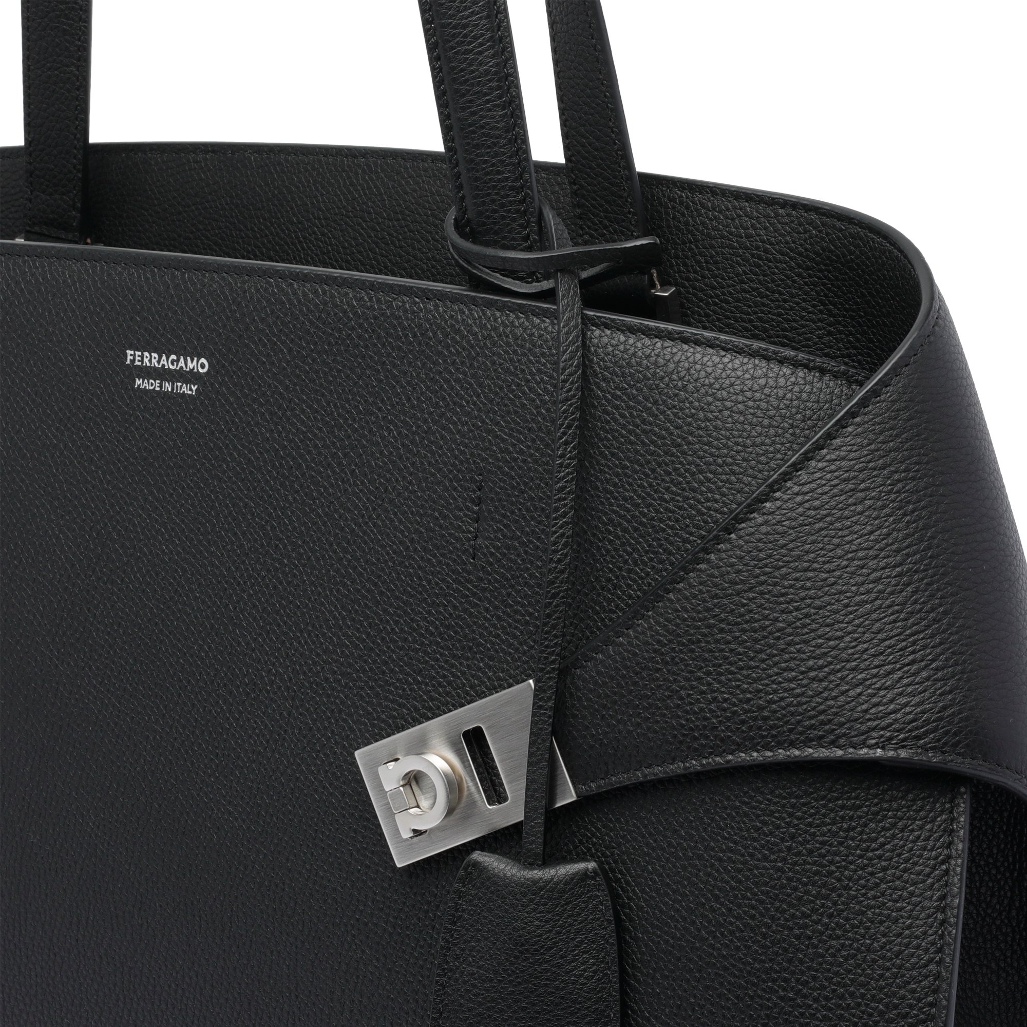 [Salvatore Ferragamo] Shoulder bag FW26 787660241813NERO