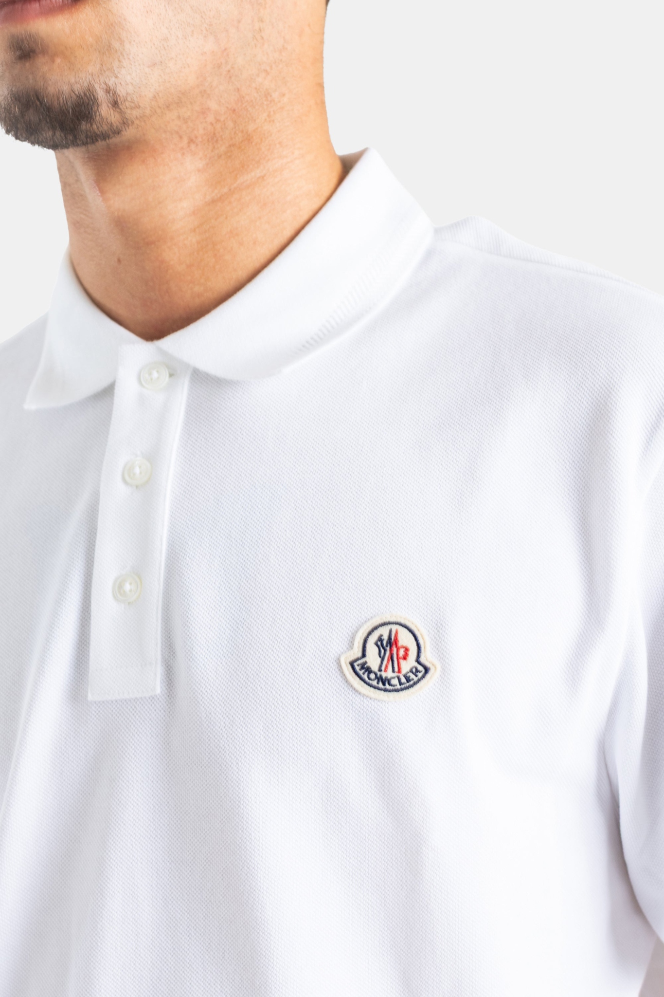 [Moncler] T-shirts Short Sleeve FW26 L2091 8A00011 - 84556