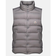 [Moncler] Down Vest FW26 L2091 1A00096 - 597YD
