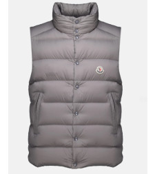 [Moncler] Down Vest FW26 L2091 1A00096 - 597YD
