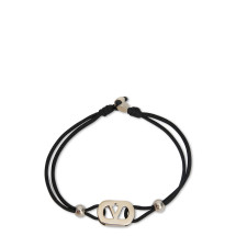Bracelet with metallic logo