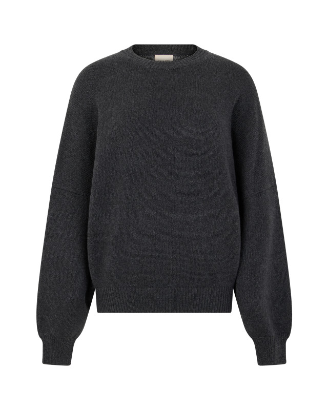 Sweater with round neck