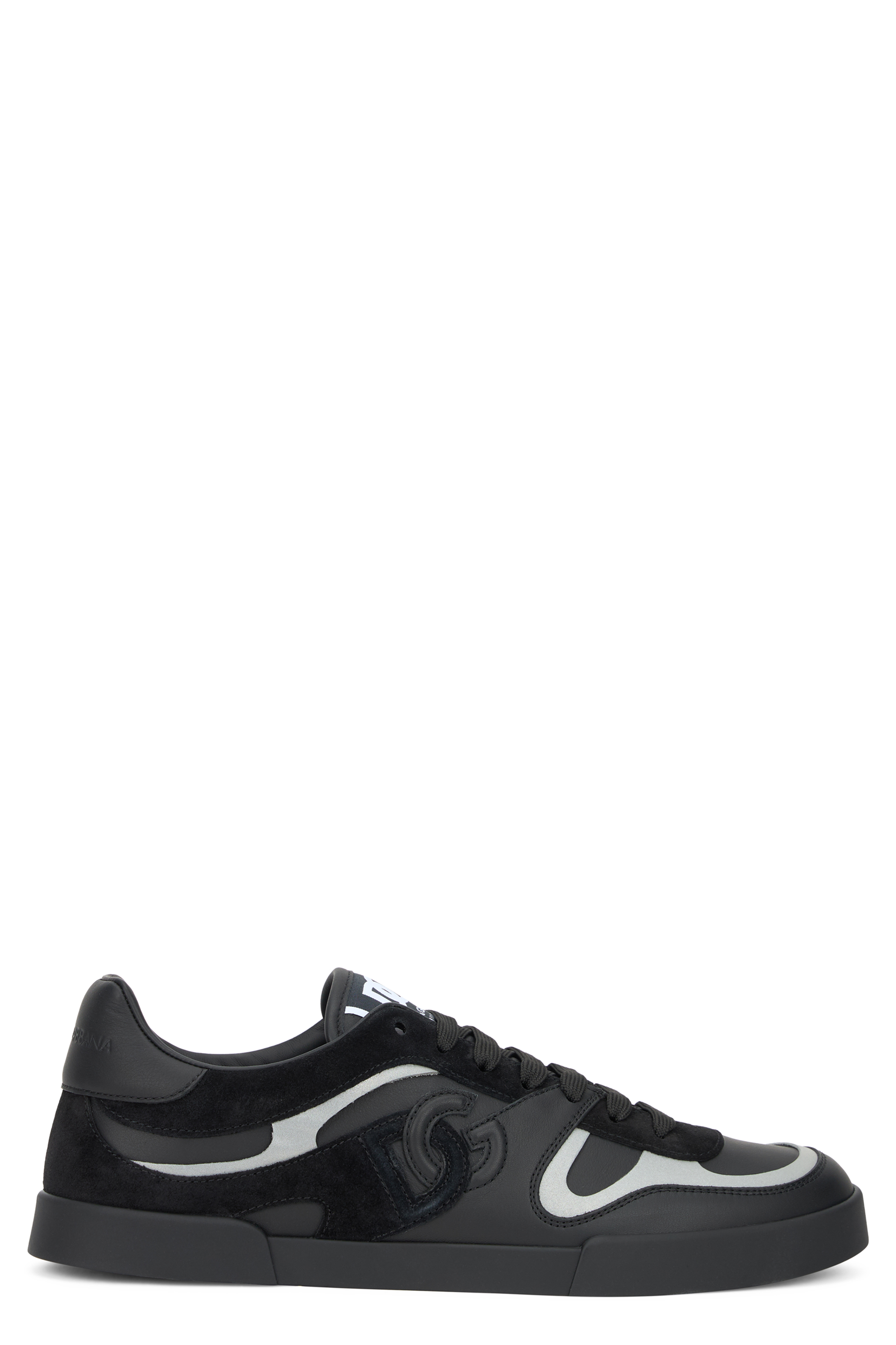 Sports Shoe with logo