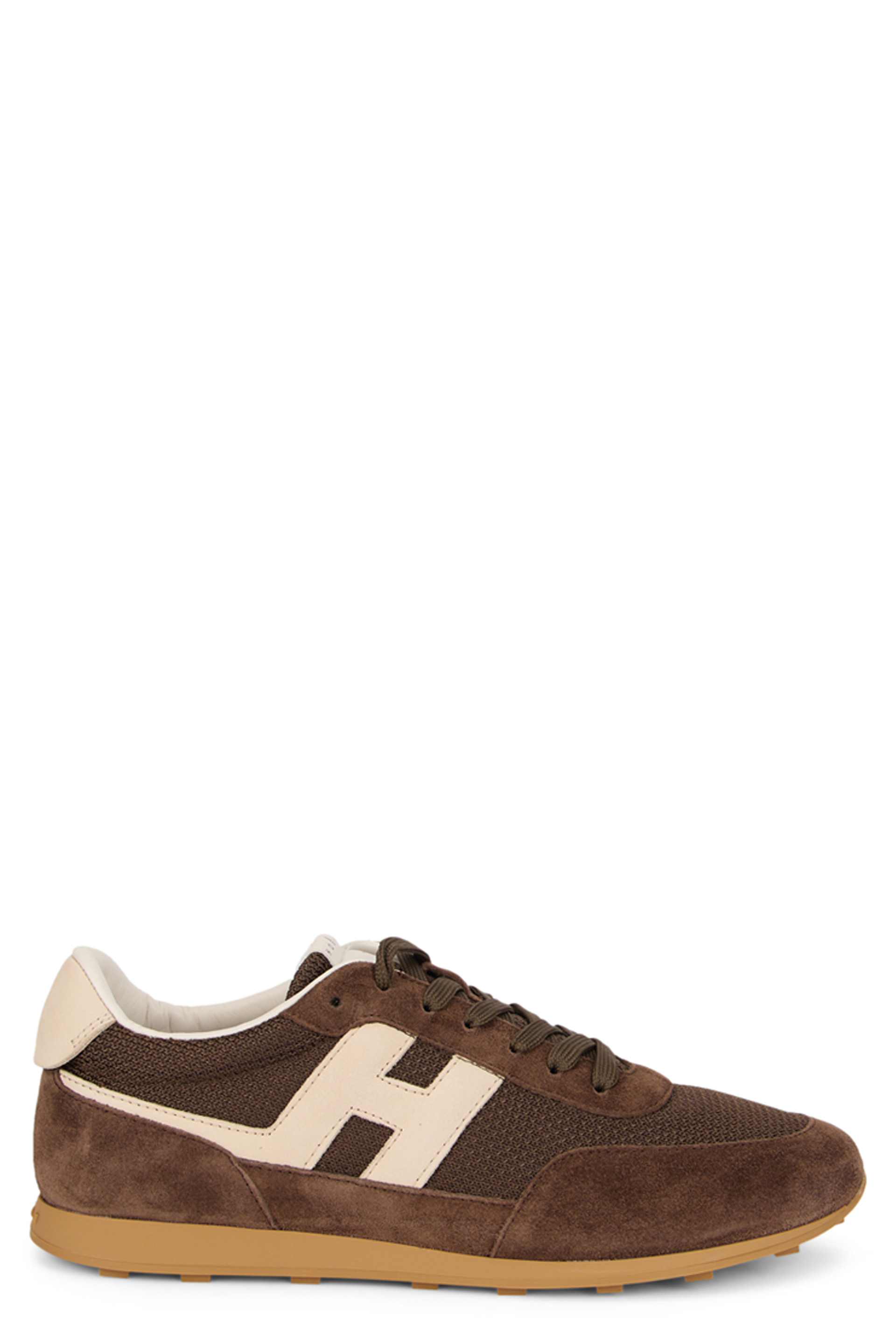 Sneakers with logo