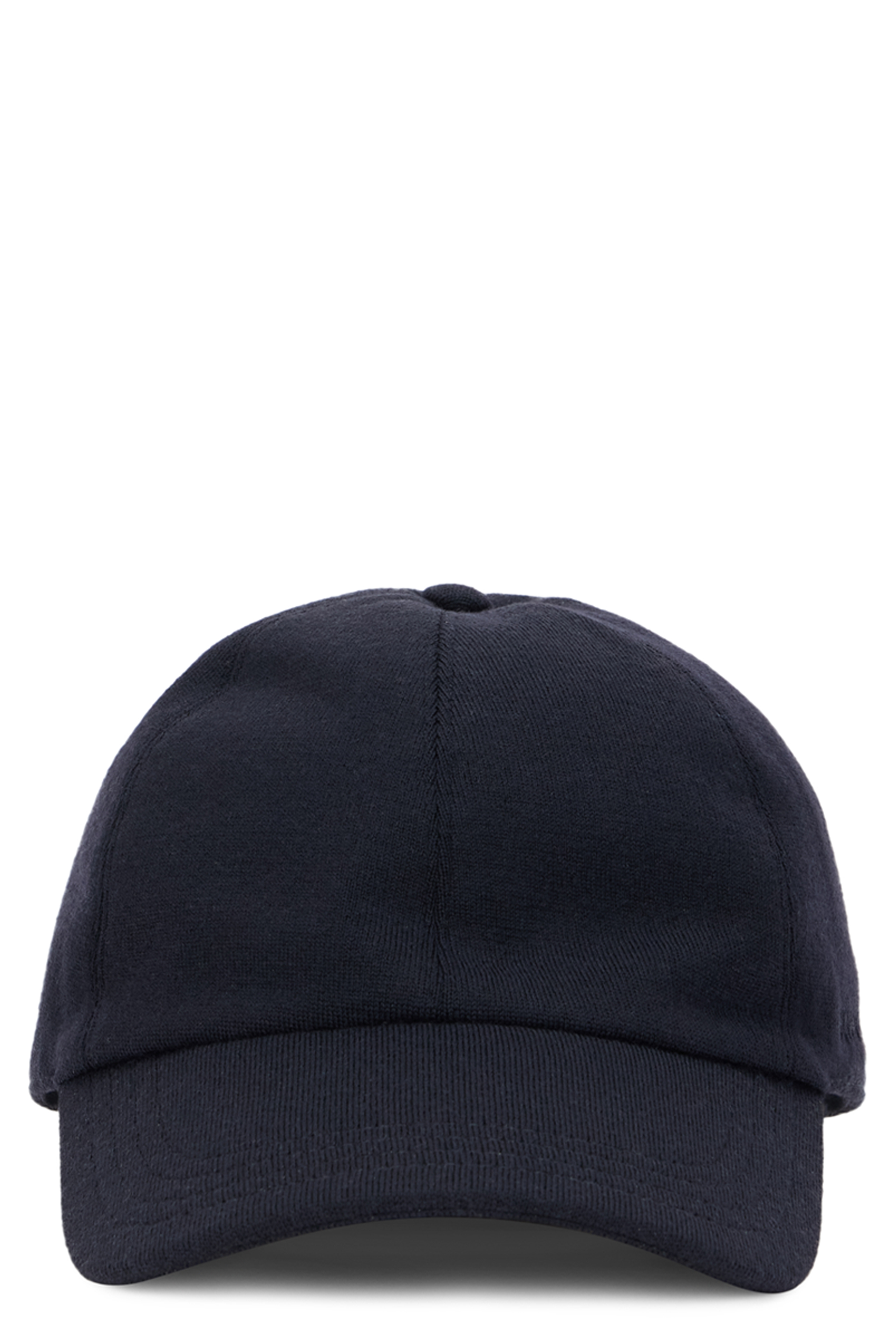 Cap with curved visor made of wool