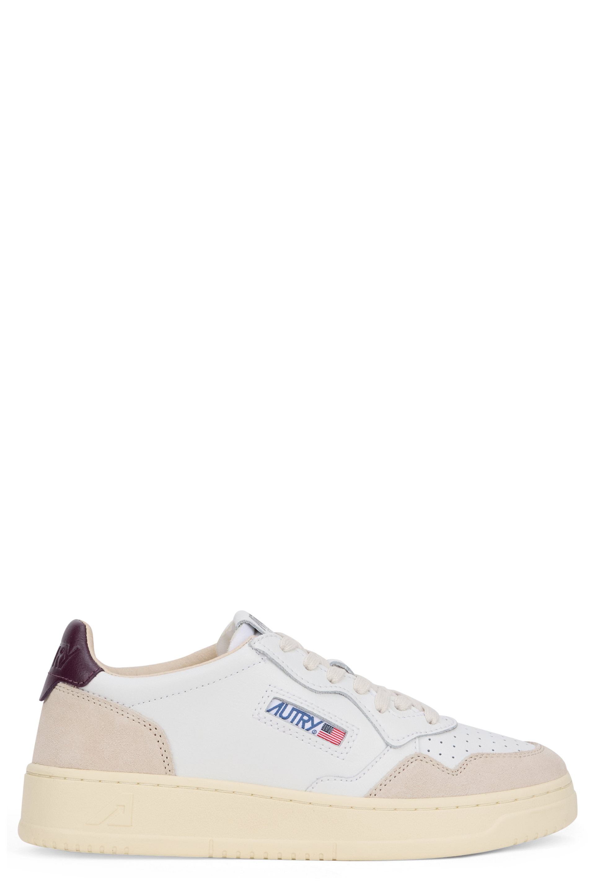 Sneakers with suede details