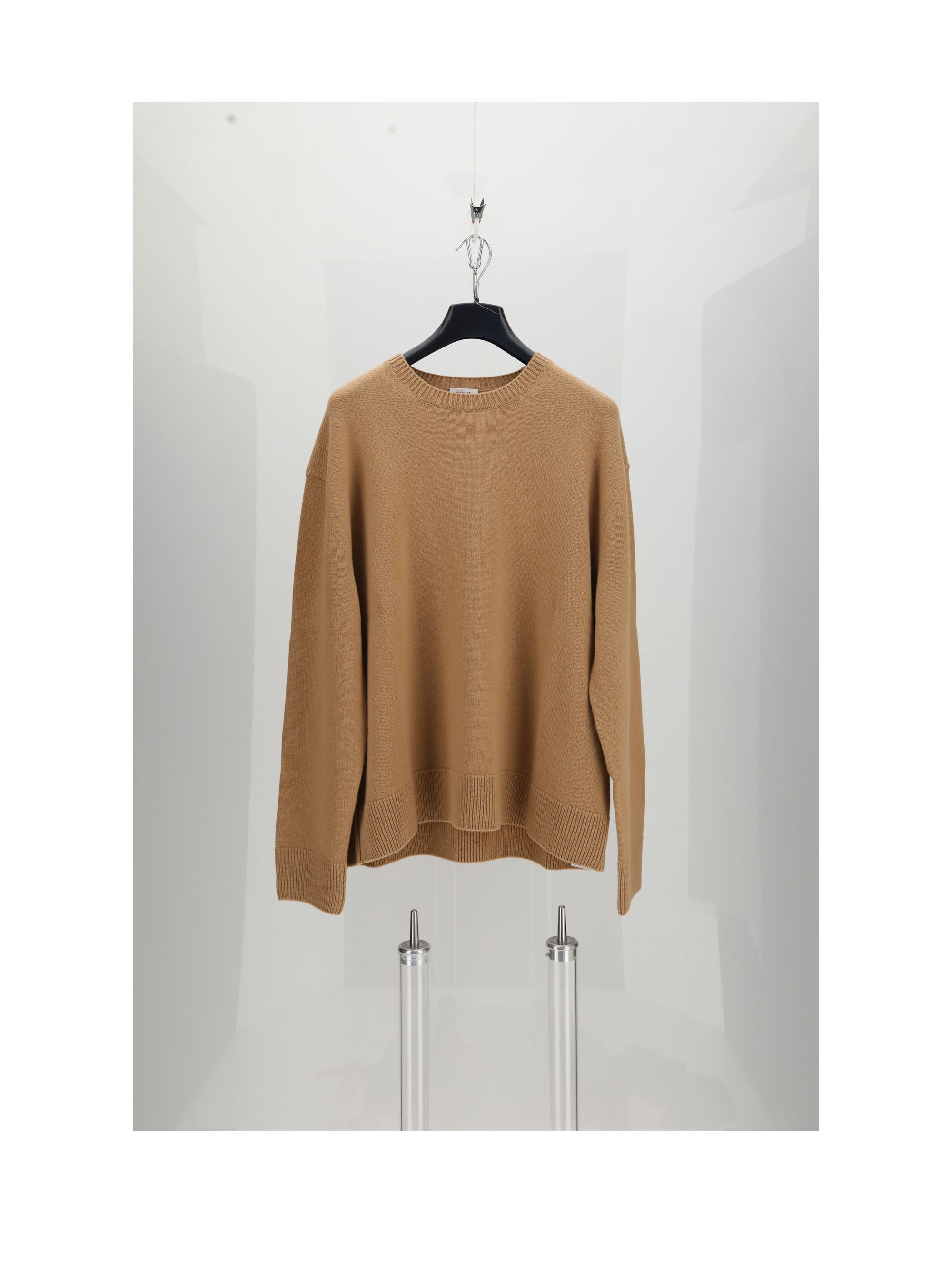 CREWNECK SWEATER