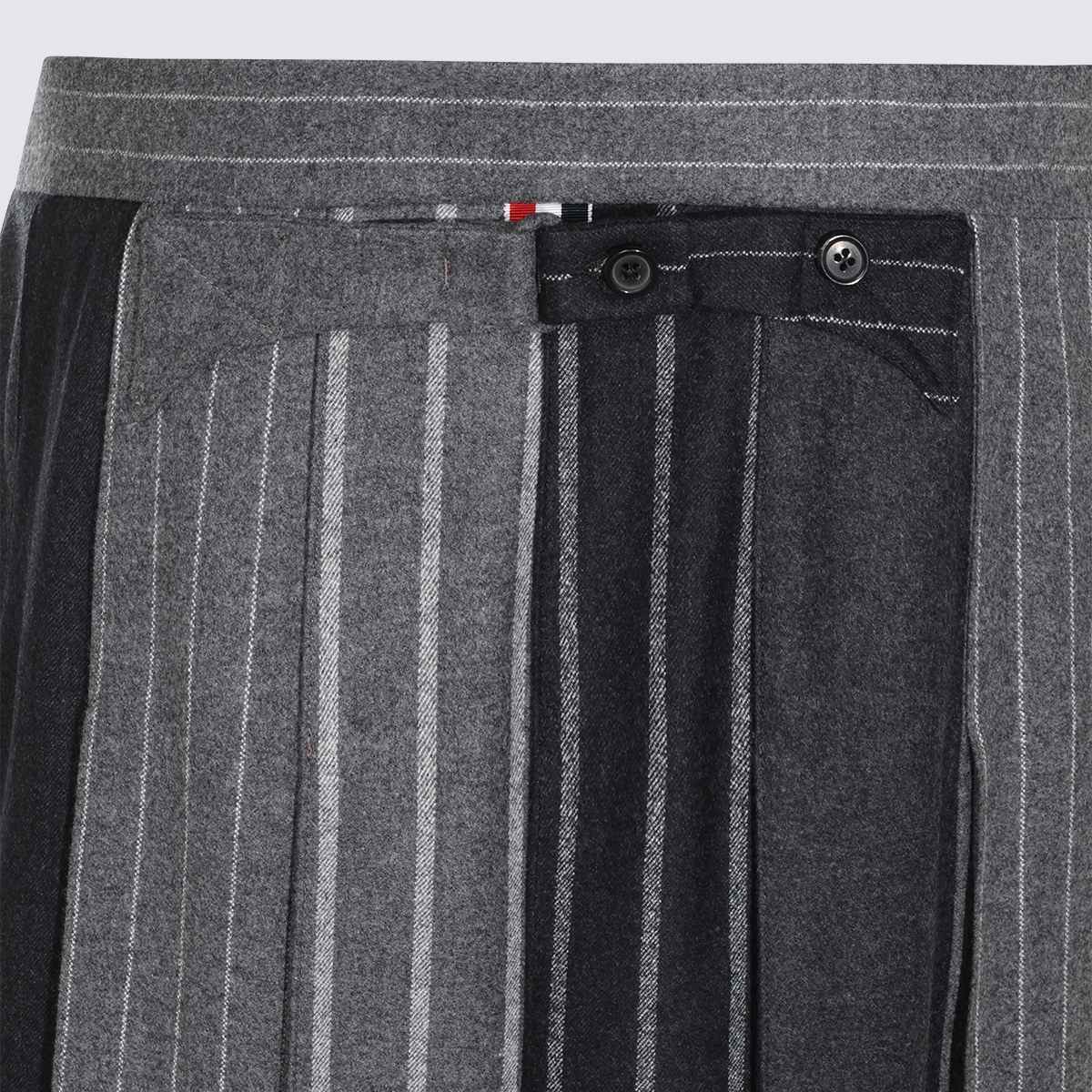 [Thom Browne] Skirt FW26 MGC179CF1311035