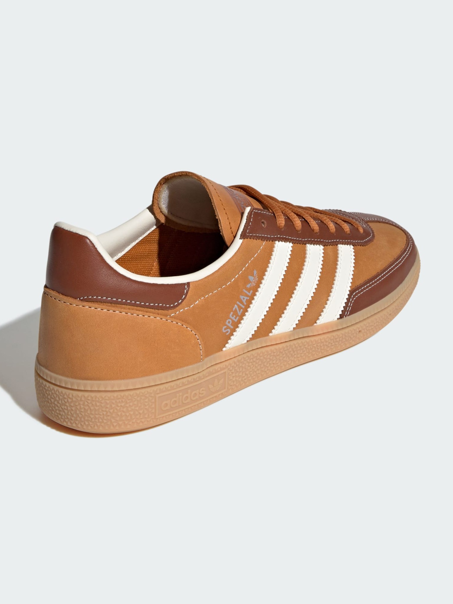 [Adidas] Sneakers FW26 KJ7416BROWN