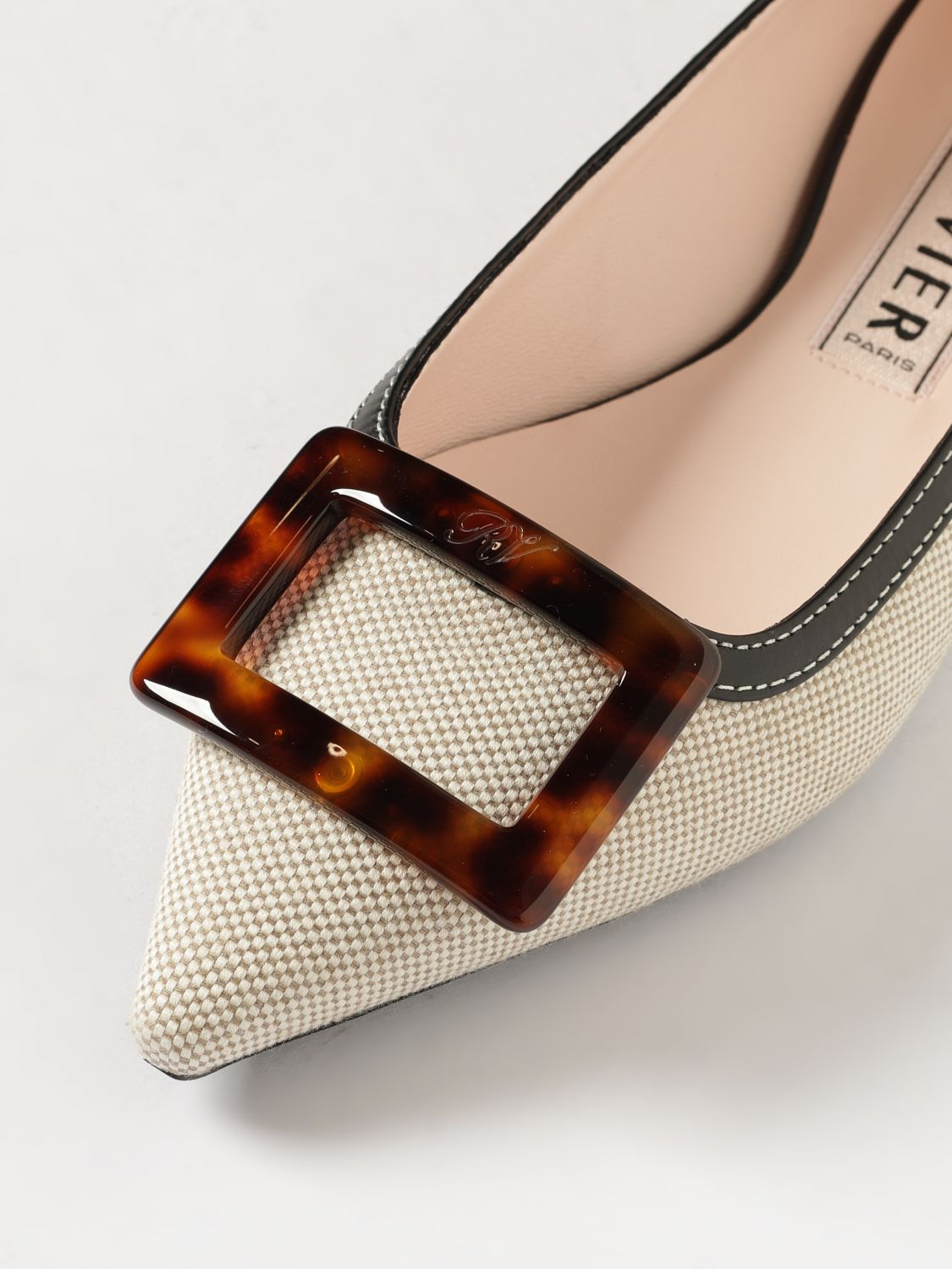 [Roger Vivier] Flat shoes SS26 RVW57544540UYA 9R21