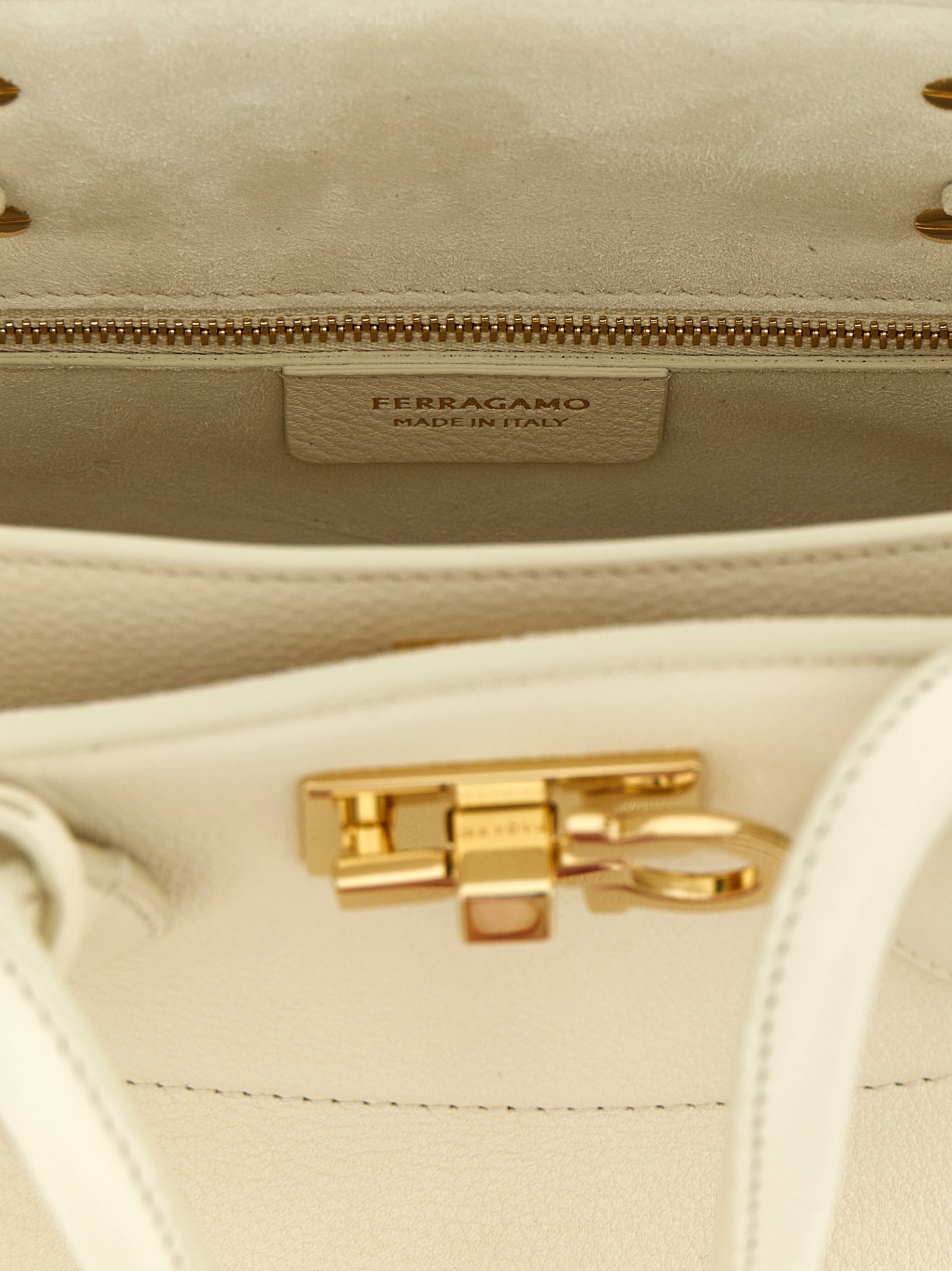 [Ferragamo] Tote bag FW26 786170MASCARPONE
