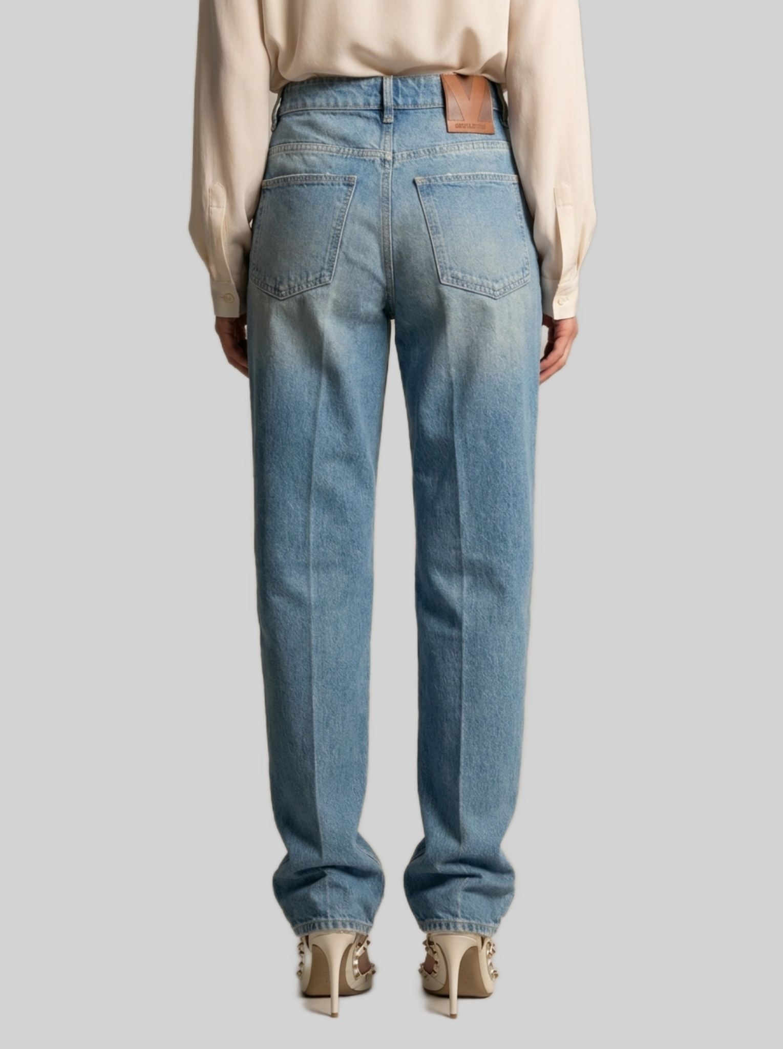 [Valentino Garavani] Jeans FW26 9B3DD23L_ACF_558