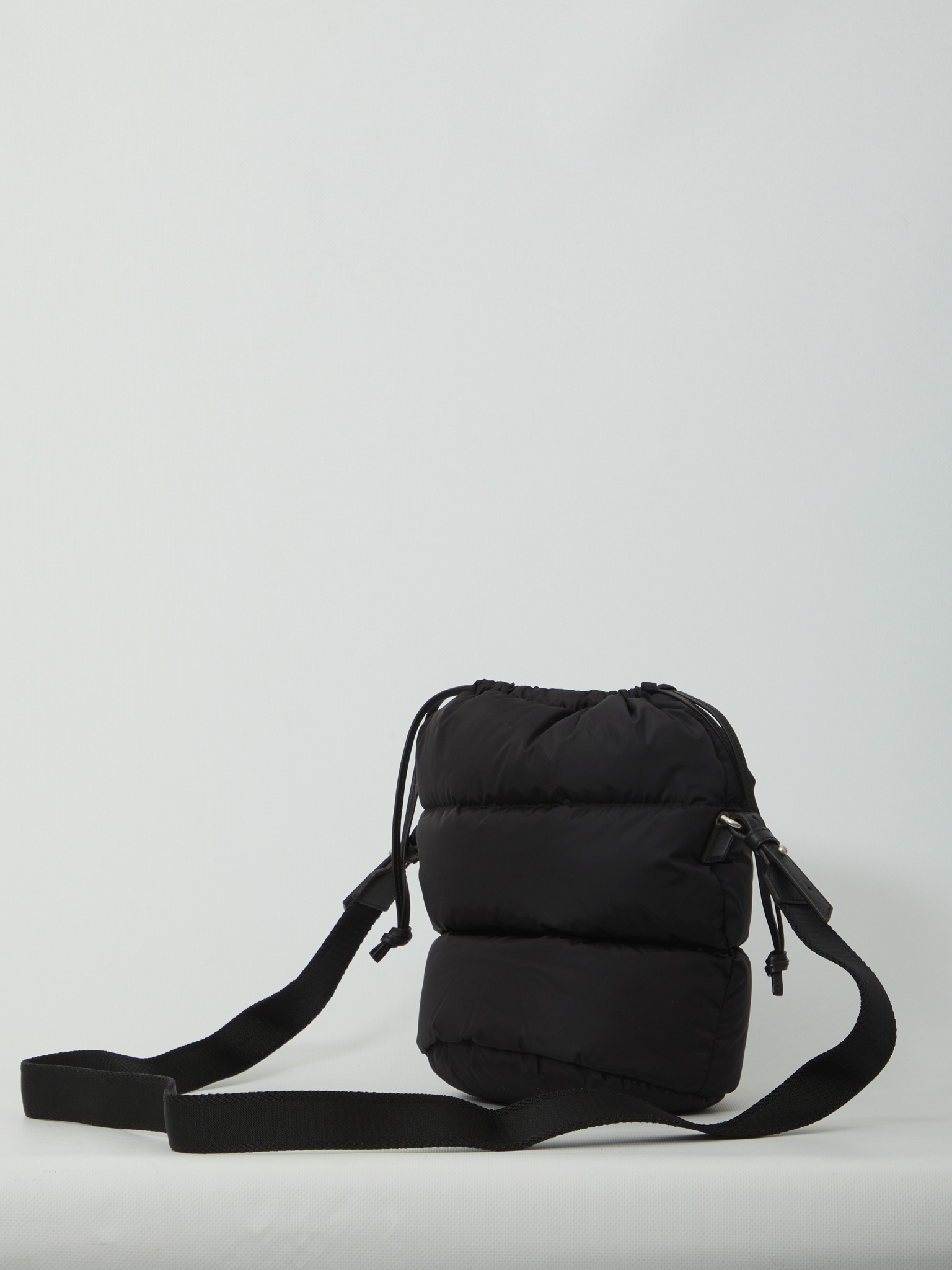 [Moncler] Shoulder bag FW26 L209B5I00002_M6275_999