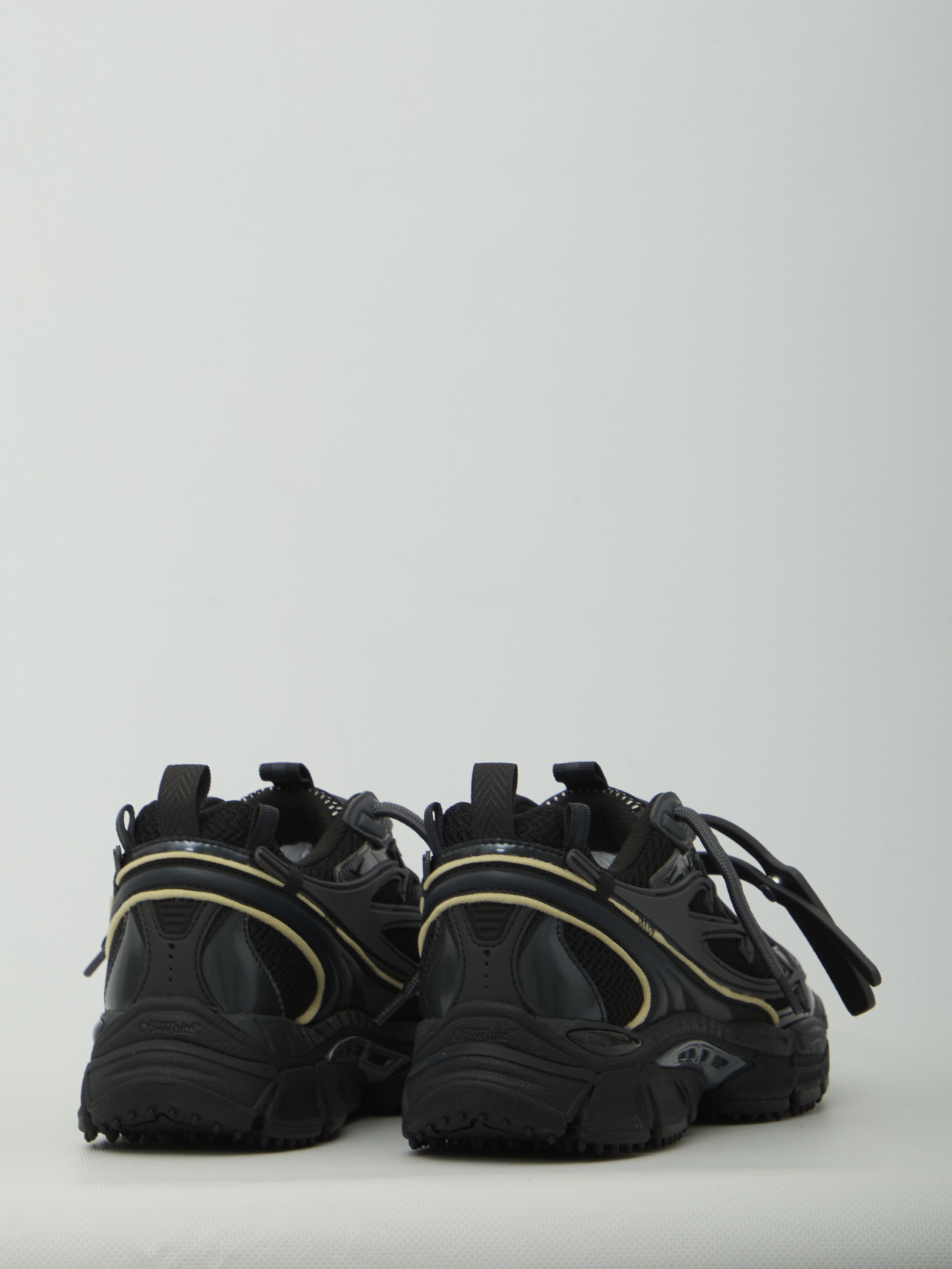[Off White] Sneakers FW26 M295C9F001__1010