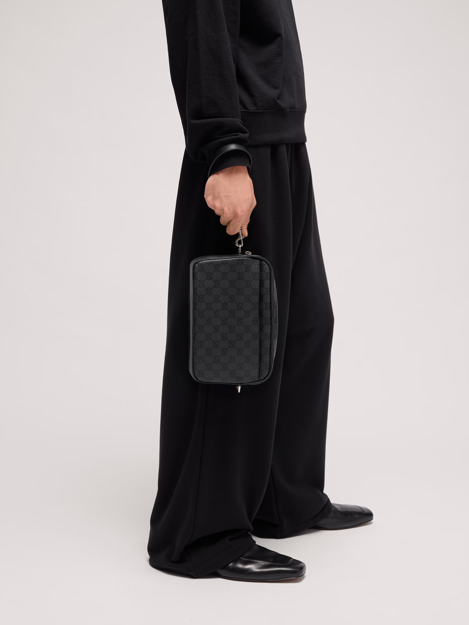[Gucci] Shoulder bag FW26 A006ZNFAGII1000
