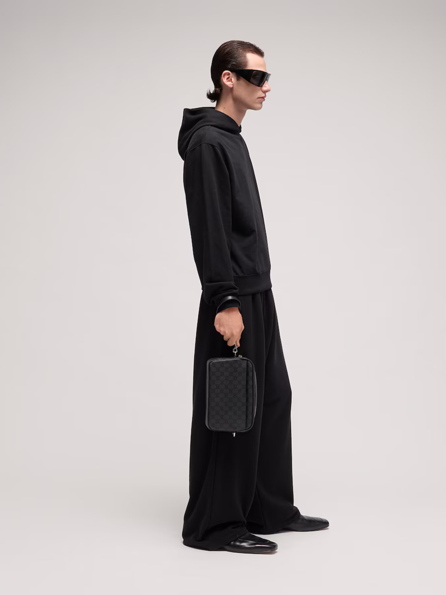 [Gucci] Shoulder bag FW26 A006ZNFAGII1000