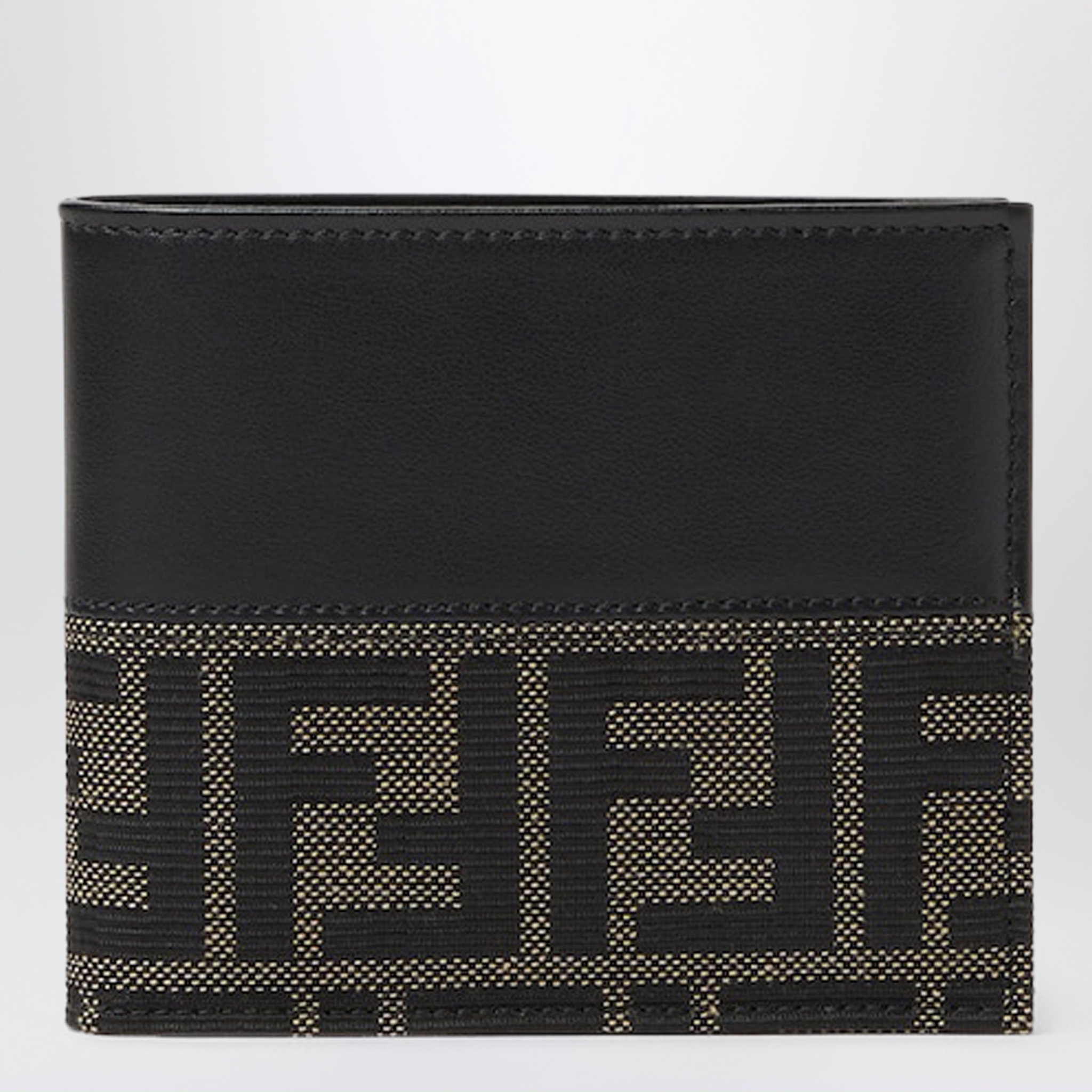 [Fendi] Wallet FW26 7M0169B139