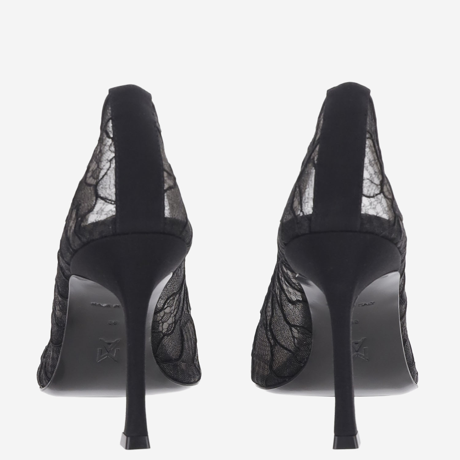 [Amina Muaddi] Pumps FW26 CAMELIALACEPUMP90BLACK