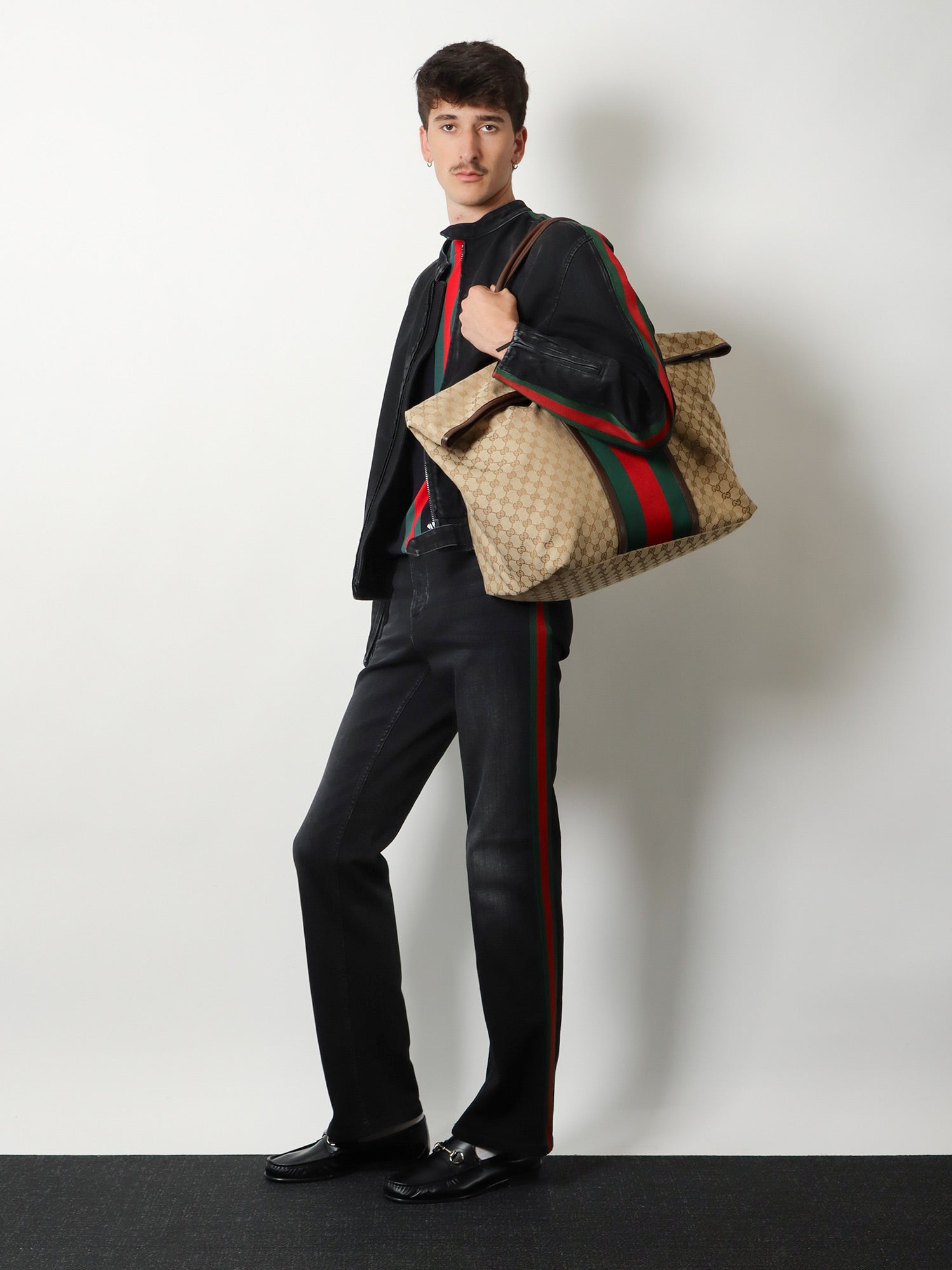 [Gucci] Luggage bag FW26 874979FAFV99653