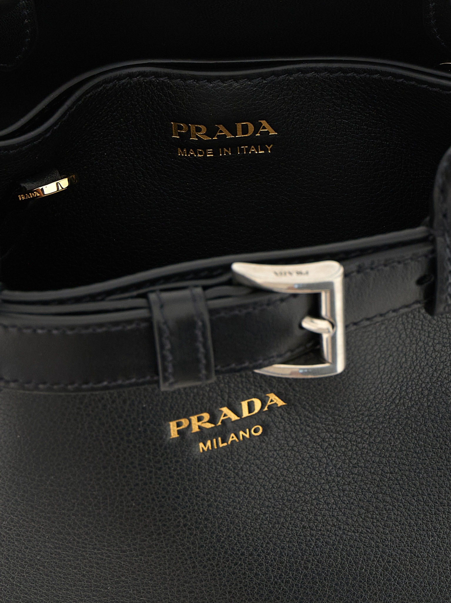 [Prada] Tote bag FW26 1BA502VOBO2CY9F0002