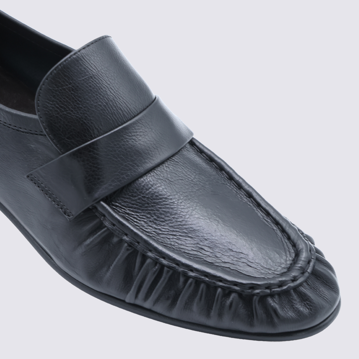 [THE ROW] Loafer FW26 F1280L894BLK