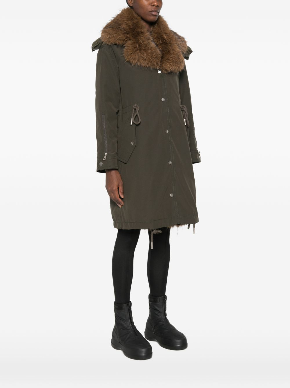 [Moncler] Down jacket FW26 L2 093 1C000 07 5994N 82T