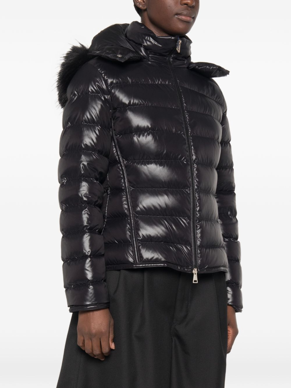 [Moncler] Down jacket FW26 L2 093 1A001 96 597Z8 999