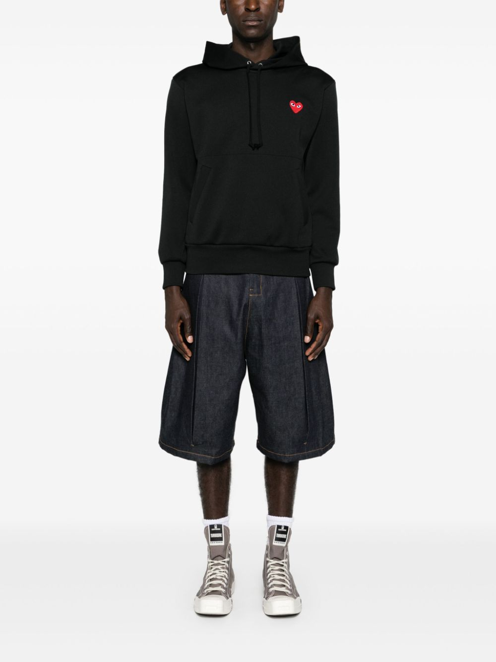 [Comme des Garcons] Hoodie FW26 AXT174D1