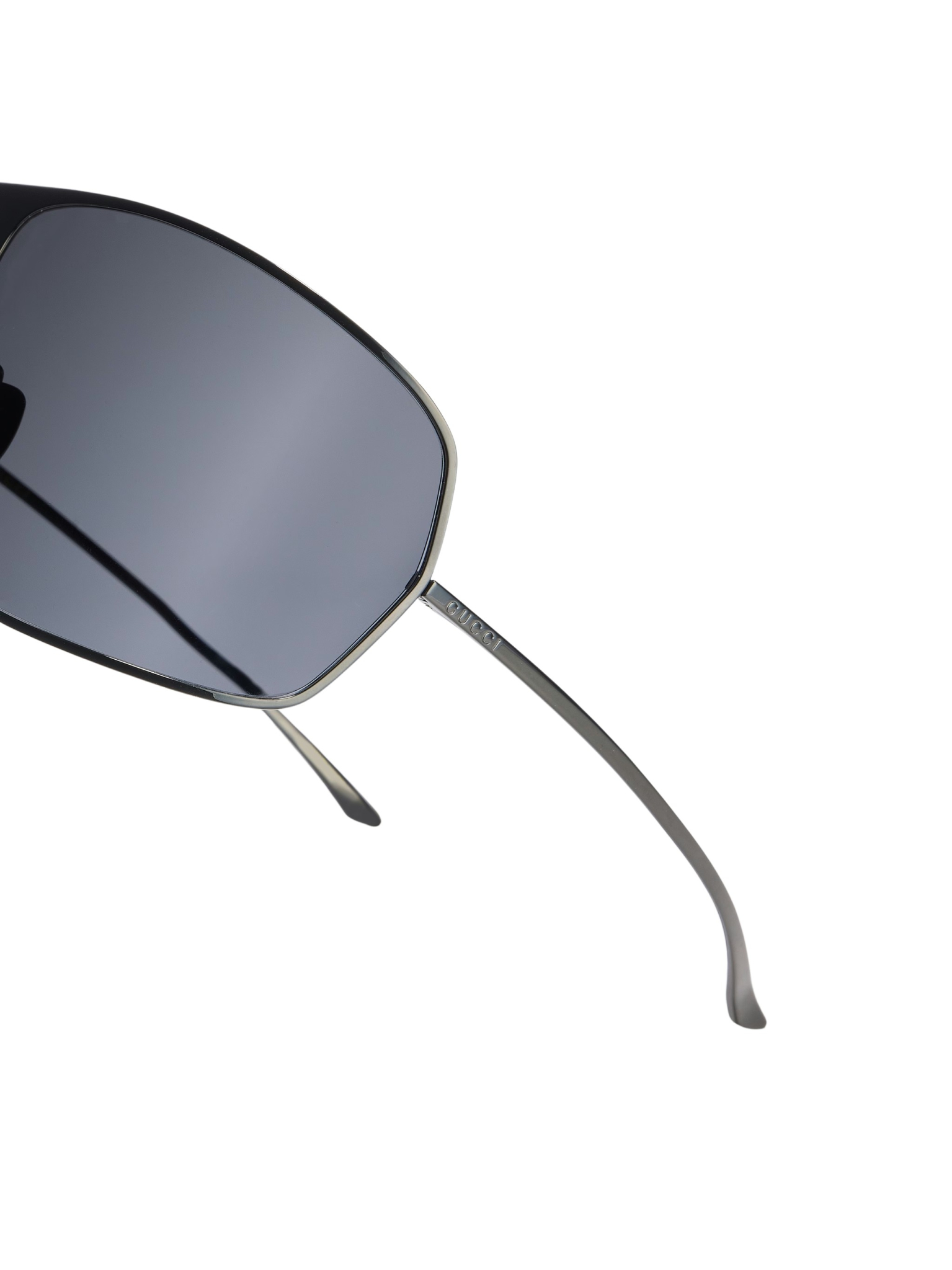 [GUCCI EYEWEAR] Sunglasses FW26 A00733 I3330