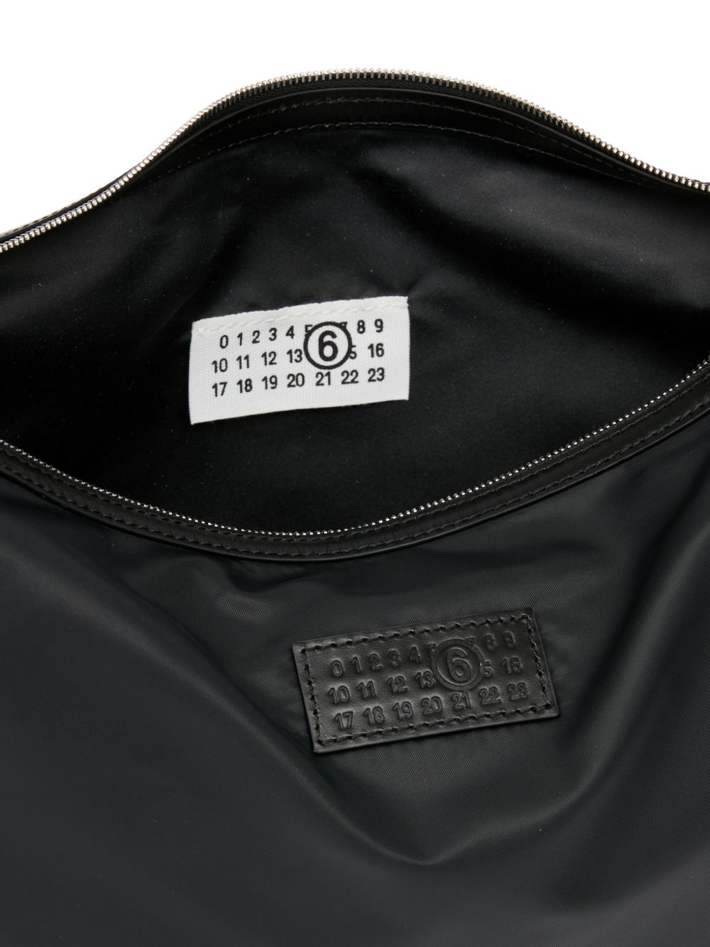 [MM6 Maison Margiela] Shoulder bag FW26 SB6WG0024P9062T8013
