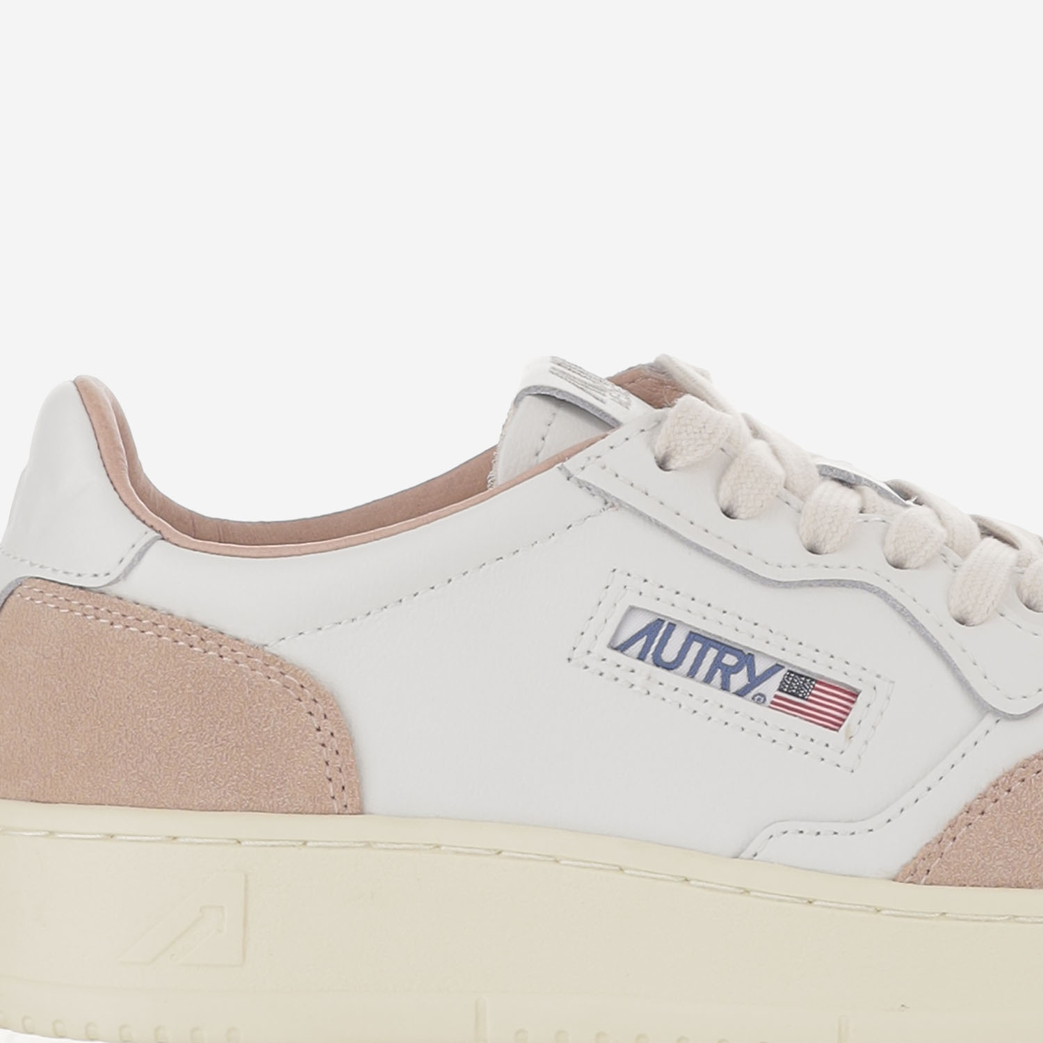 [AUTRY] Sneakers FW26 AULWFT16SOFLEASUEWHTPHARD