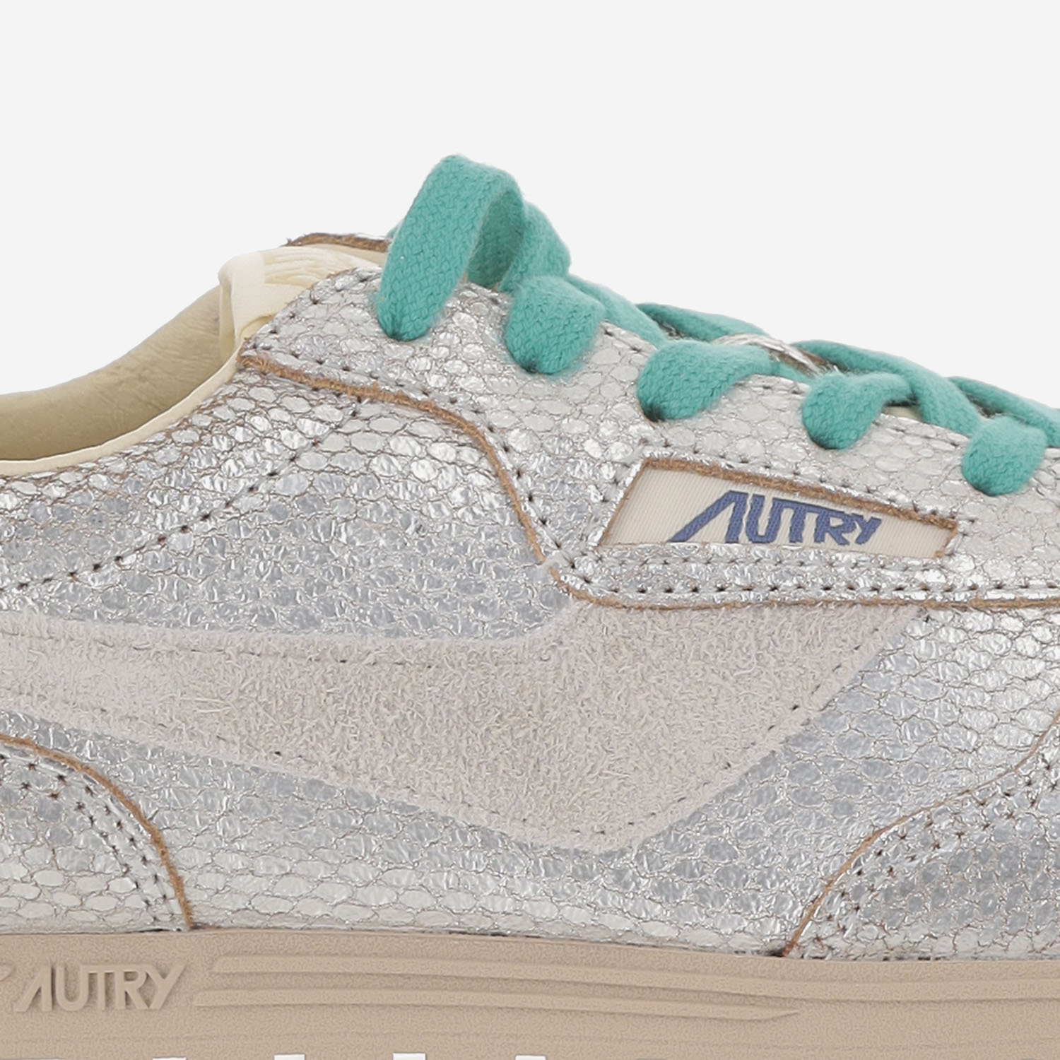 [AUTRY] Sneakers FW26 WSLWXA01LEAVIPRINTSILVERWHT