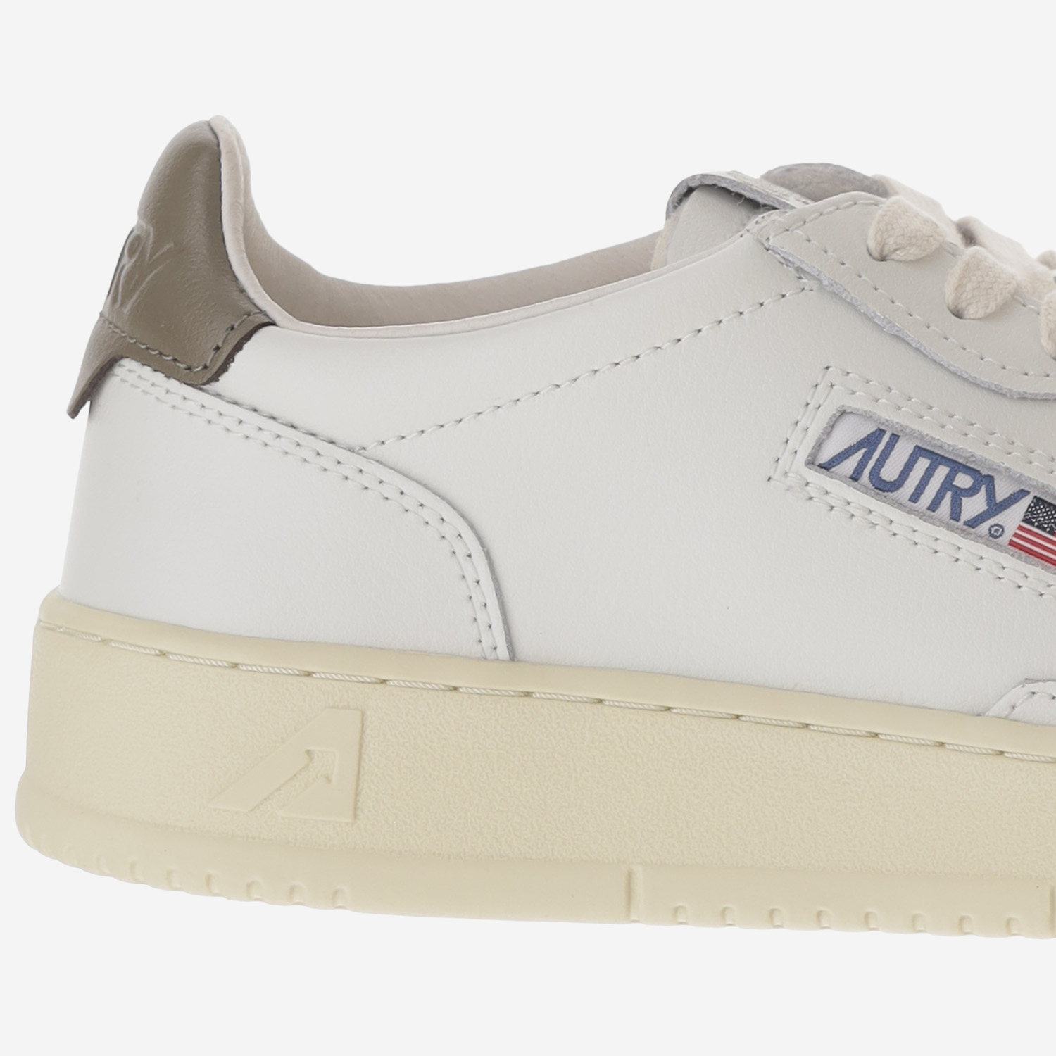 [AUTRY] Sneakers FW26 AULMLL28LEATLEATWHTCHOCO