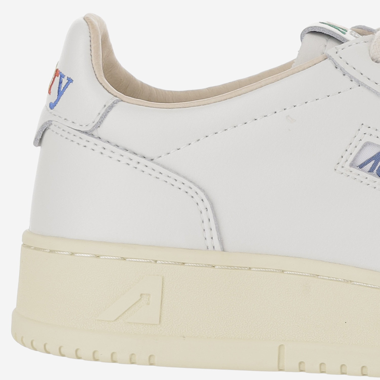 [AUTRY] Sneakers FW26 AULMBG01LEALOGOWHT