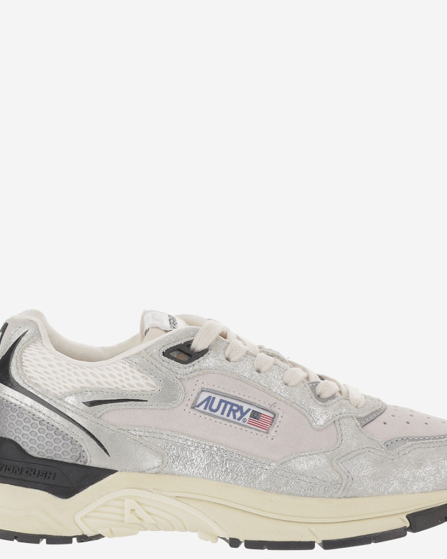 [AUTRY] Sneakers FW26 HYLWBF01LAMSUEMESHSILVWHT